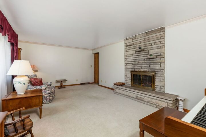 Property Photo:  1566 Chillicothe Street  OH 43207 