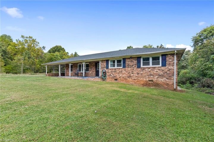 Property Photo:  354 Crump Circle  NC 27054 