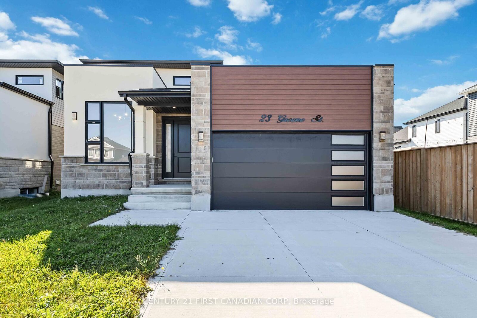 Photo de la propriété:  23 Greene Street  ON N0M 1S3 