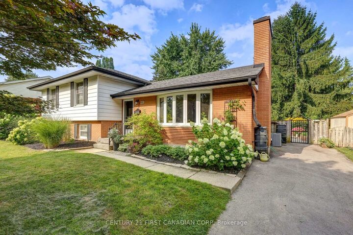 Property Photo:  611 Chiddington Avenue  ON N6C 2W6 