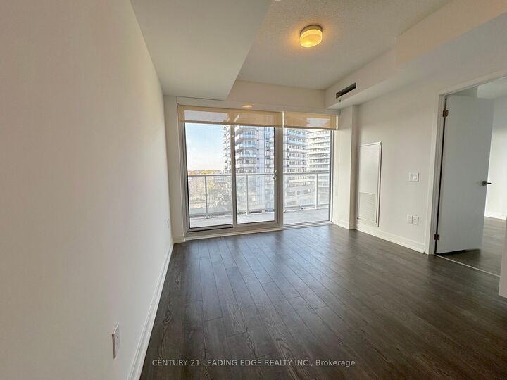 Photo de la propriété:  50 O'Neill Road 518  ON M3C 0R1 