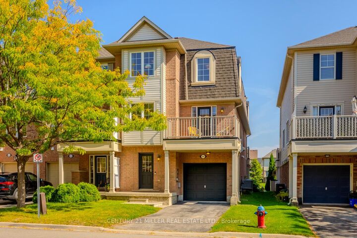 Property Photo:  935 Deverell Place  ON L9T 0M3 