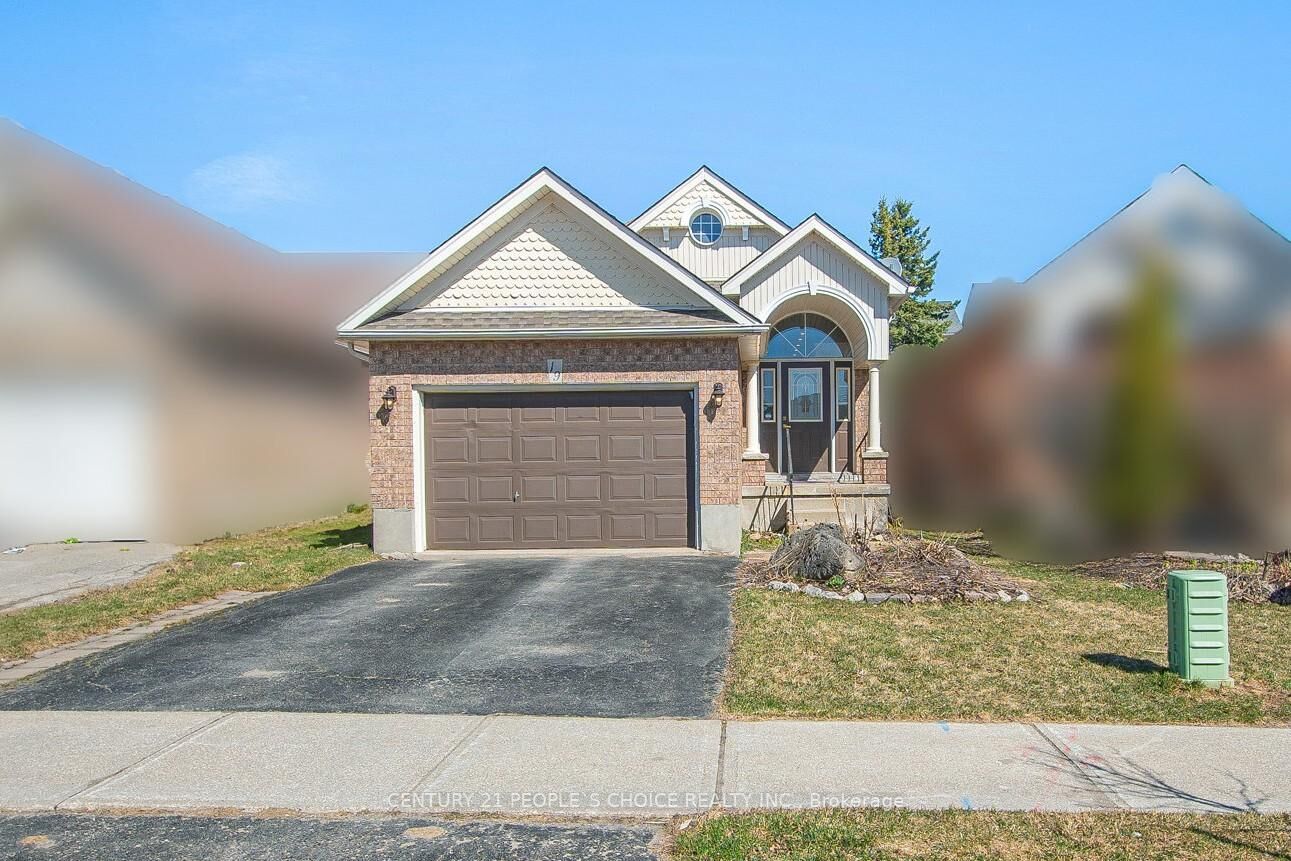 Photo de la propriété:  19 McKitrick Drive  ON L9W 5C2 