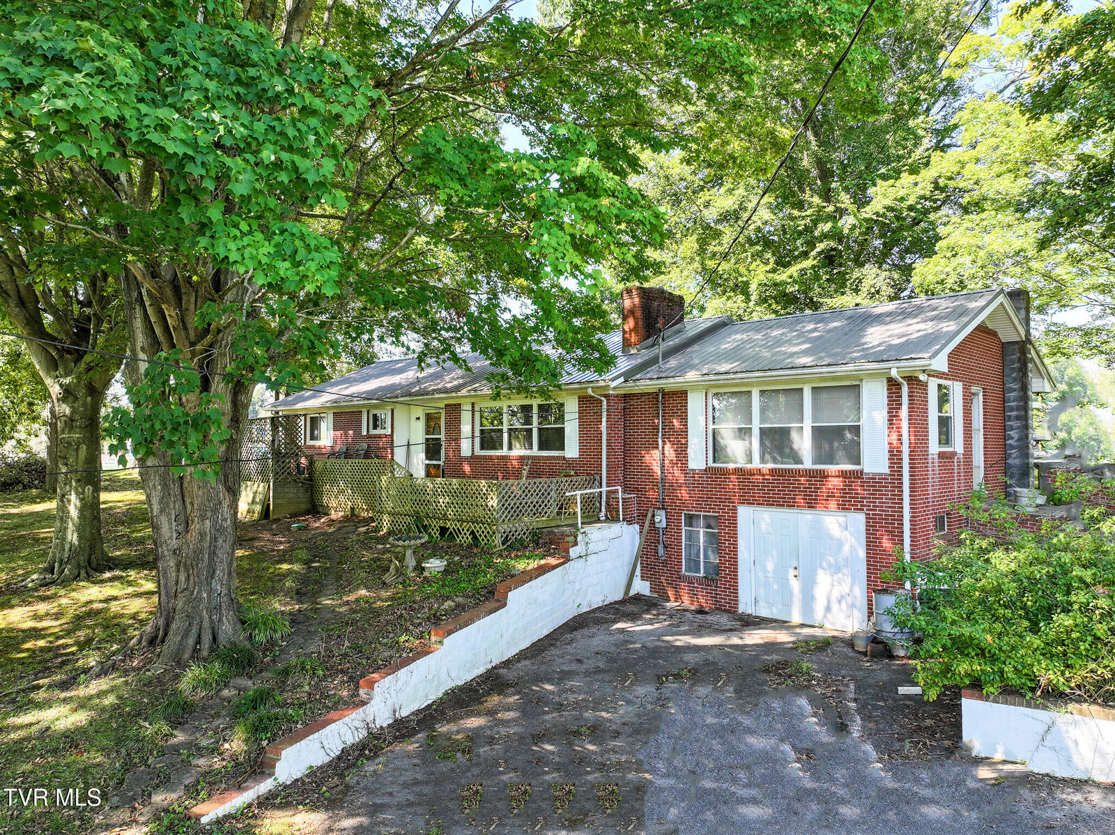 Property Photo: 6525 East Andrew Johnson Highway TN 37616
