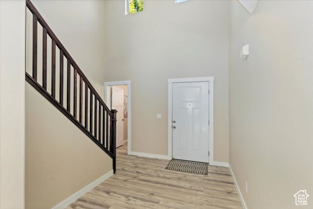 Property Photo:  1072 W Stonehaven Dr  UT 84054 