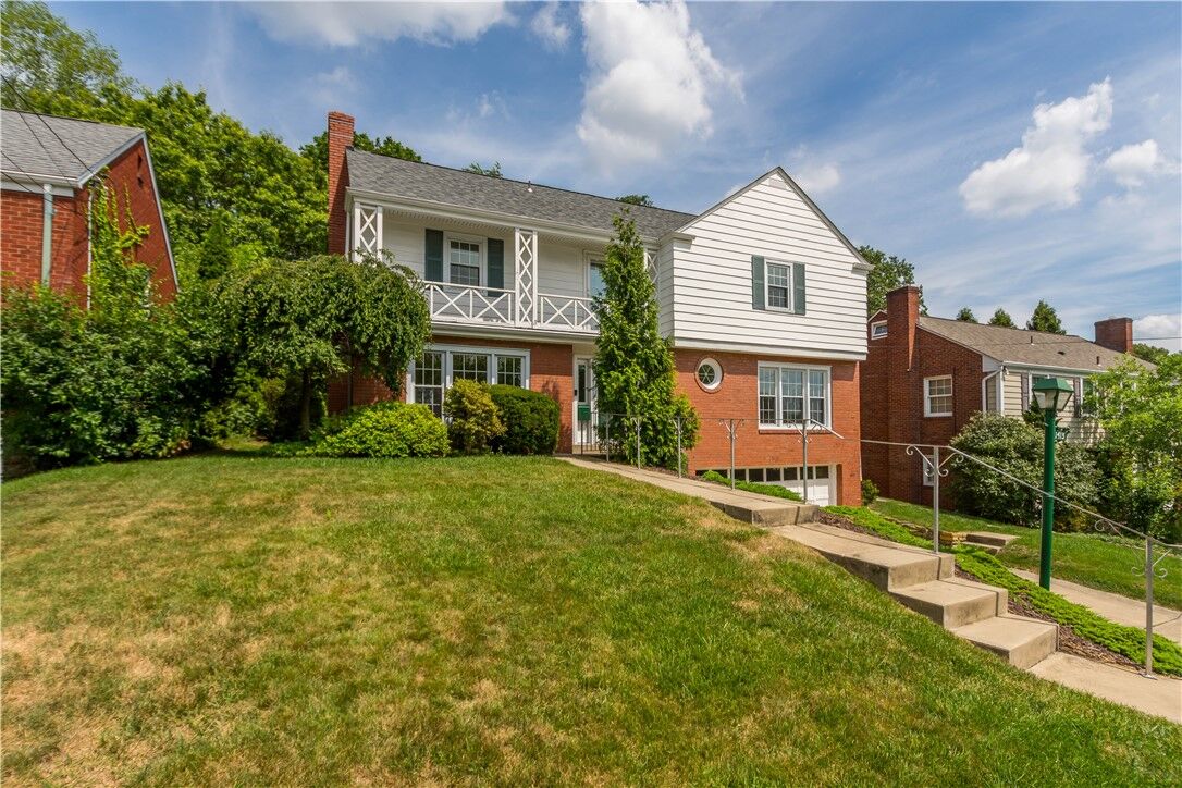 Property Photo:  1413 Terrace Dr  PA 15228 