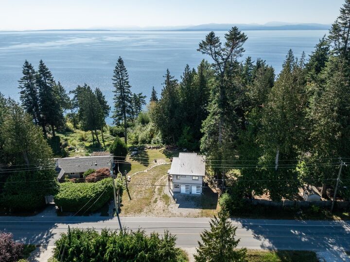 Property Photo: 7835 Redrooffs Road BC V7Z 1A4