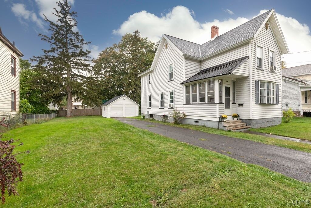 Property Photo: 464 W 3rd Street S NY 13069