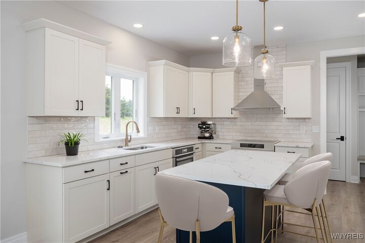 Property Photo: 5136 Thompson Road NY 14031