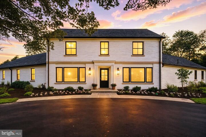 10700 Alloway Drive  Potomac MD 20854 photo