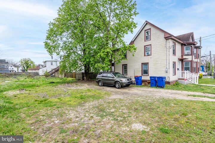 Property Photo: 505 N 2nd Street N NJ 08332