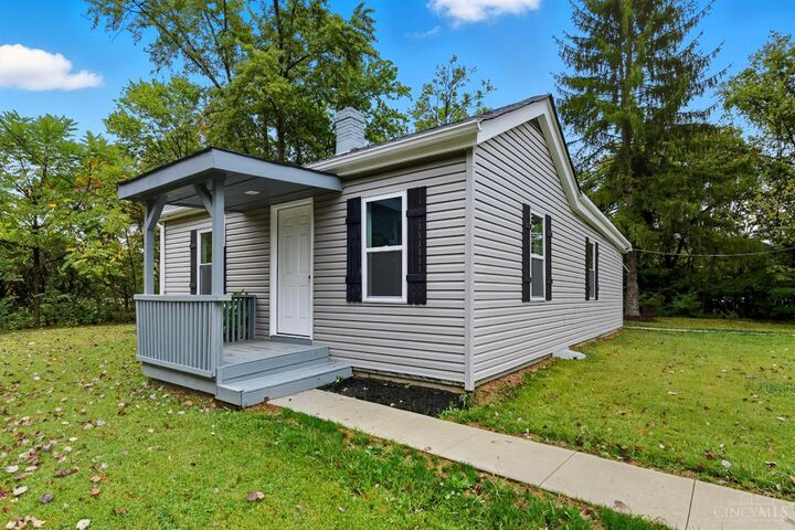 Property Photo: 422 Amelia Olive Branch Road OH 45102