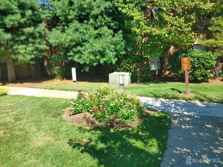 Property Photo:  280 Willowbrook Drive  NJ 08902 