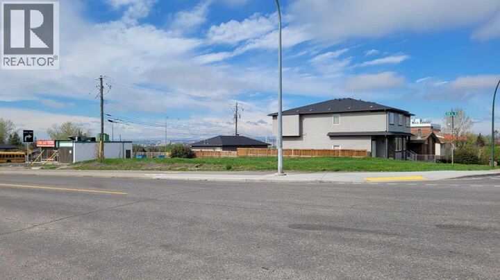 Property Photo:  2837 16 Avenue Southeast  AB T2A 0M7 