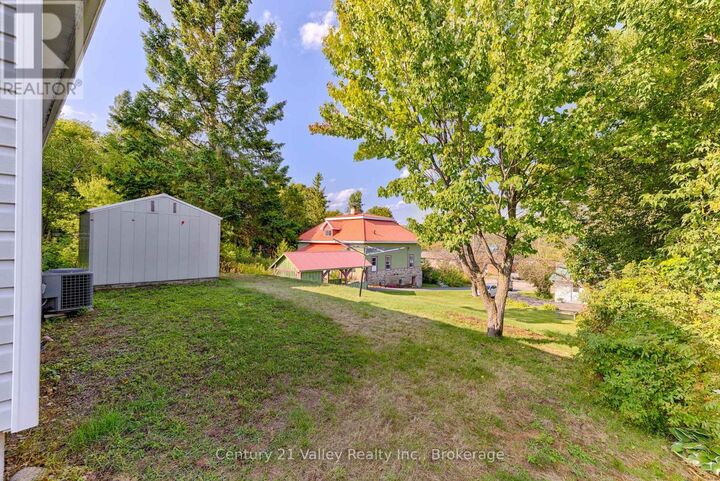 Property Photo:  143 Alice Street  ON K0J 1T0 