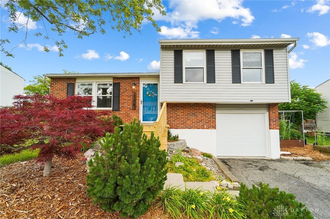 Property Photo:  126 Schloss Lane  OH 45439 