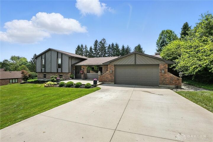 Property Photo: 2765 Stauffer Drive OH 45434