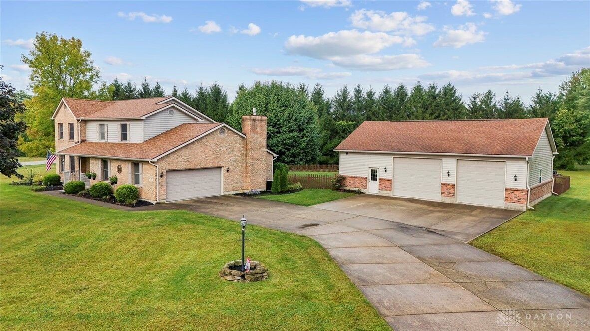 Property Photo: 5201 Clearcreek Trail OH 45387