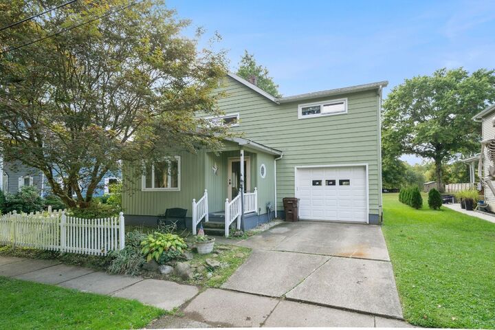 Property Photo: 9834 Bateman Avenue PA 16410