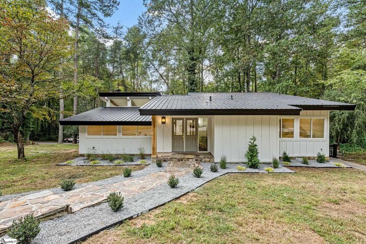 402 Asbury Circle  Easley SC 29640 photo