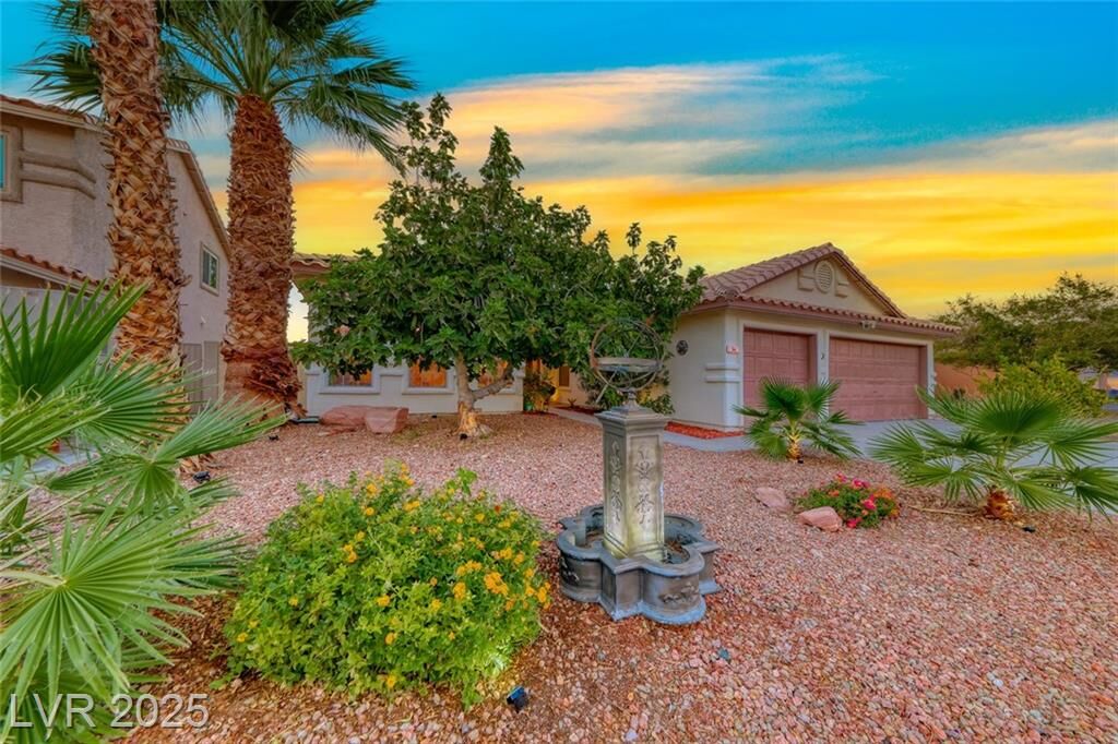 Property Photo: 944 River Mountain Drive NV 89015