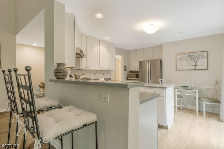 18 Oak Knoll Lane Condo  Bedminster Twp. NJ 07921 photo