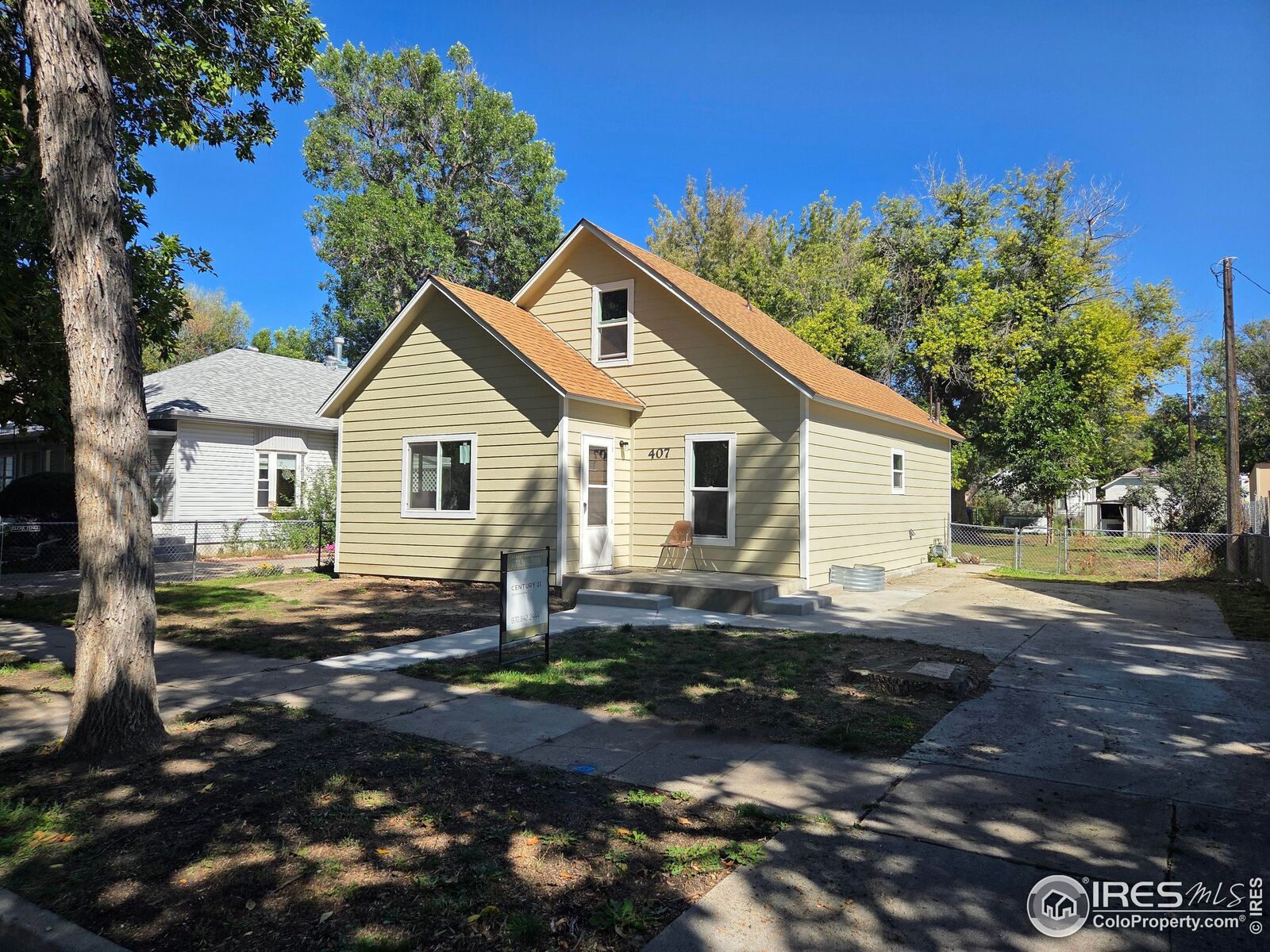 Property Photo: 407 Carson St CO 80723