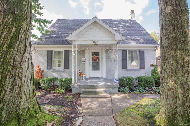 1913 Southeast Boulevard  Evansville IN 47714 photo