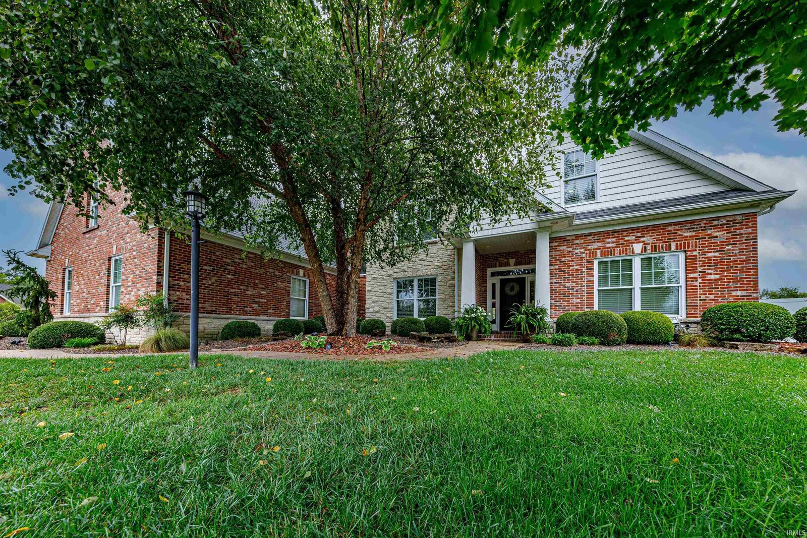 Property Photo:  8101 Pelican Pointe Drive  IN 47725 