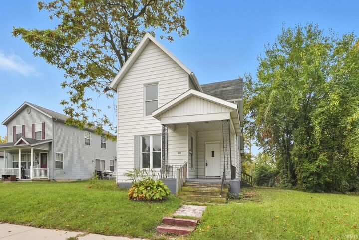 Property Photo:  908 Liberty Street  IN 46803-3927 