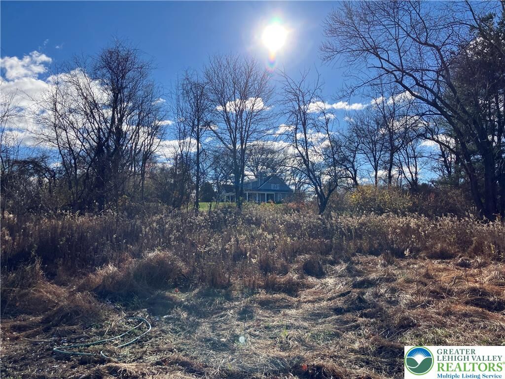 Property Photo:  2804 Route 212  PA 18036 