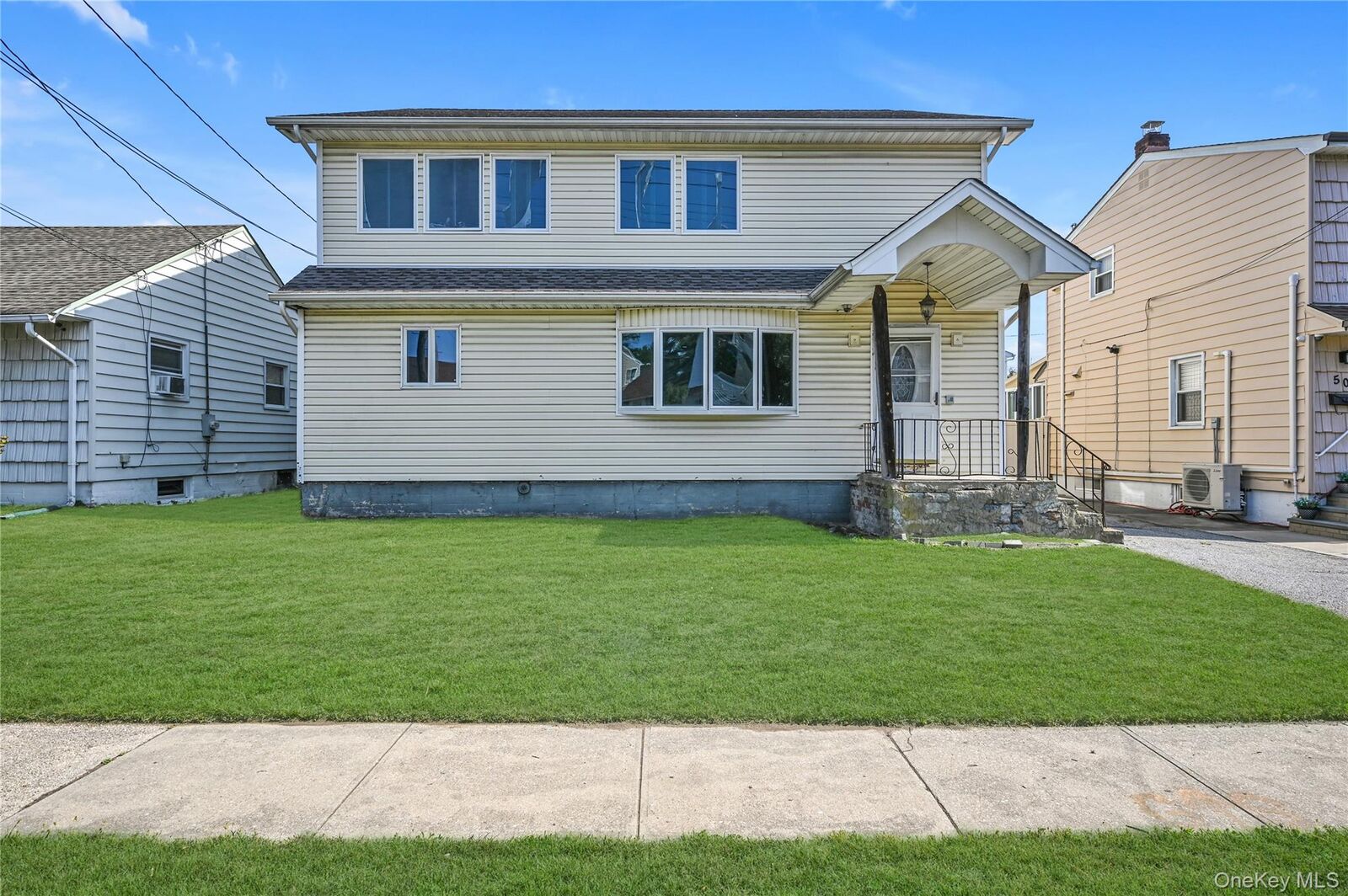 Property Photo:  52 Kuhl Avenue  NY 11801 