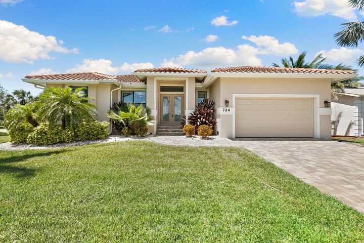 Property Photo:  724 Seagrape Drive  FL 34145 