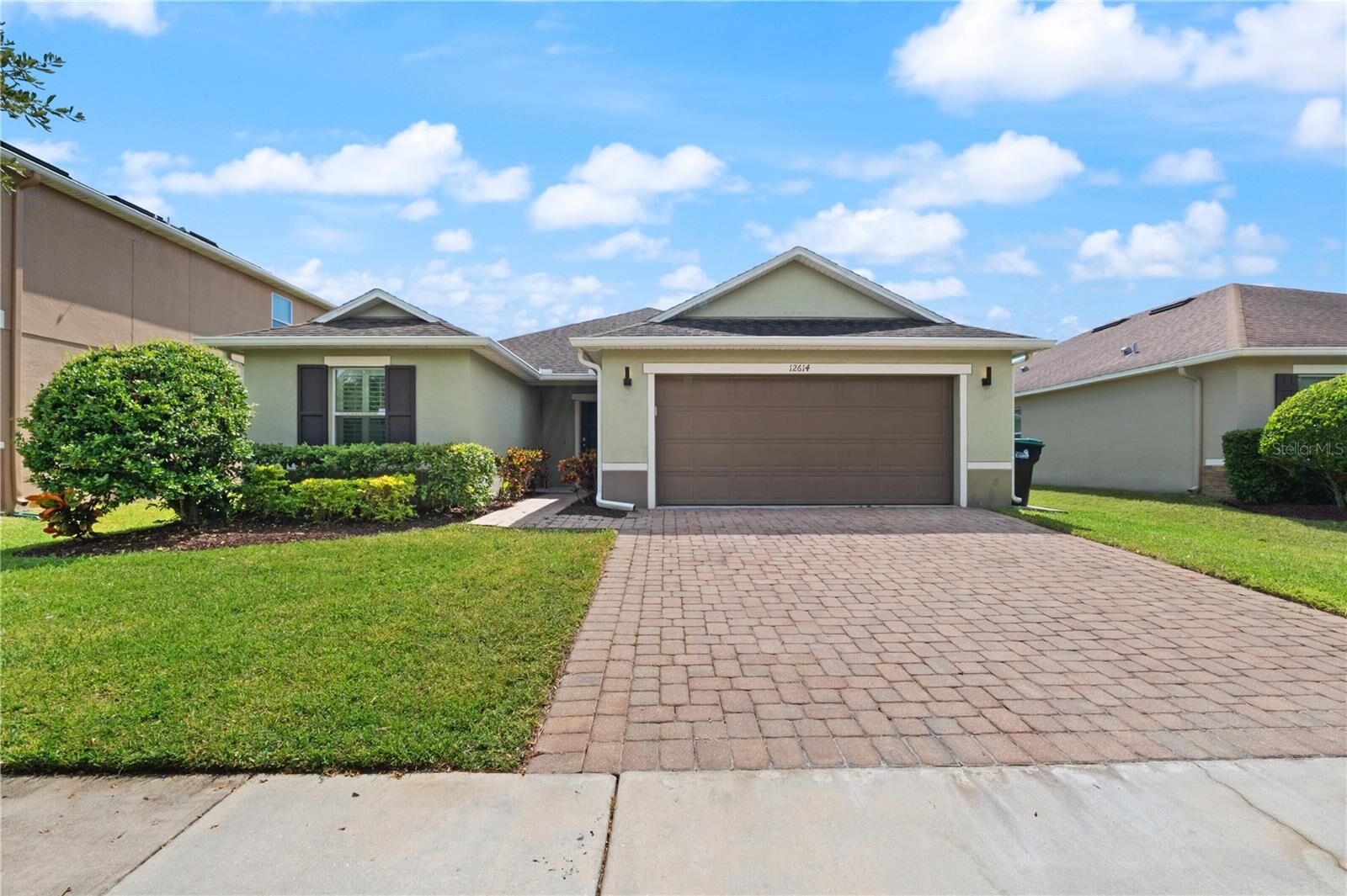 Property Photo: 12614 Boggy Pointe Drive FL 32824
