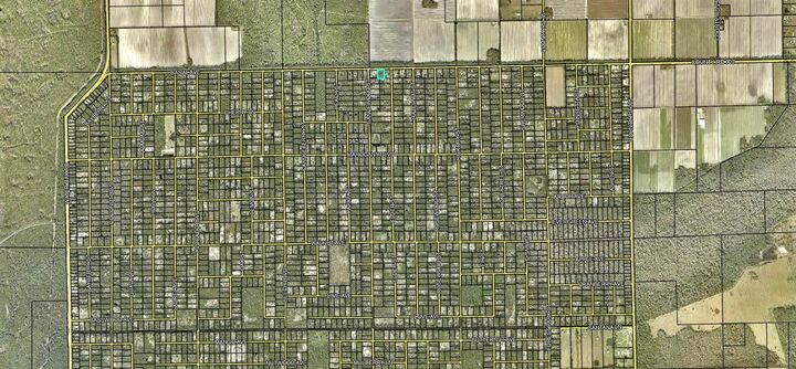Property Photo:  4907 Canal Avenue  FL 32110 