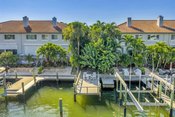 Property Photo:  903 Pinellas Bayway S 302  FL 33715 