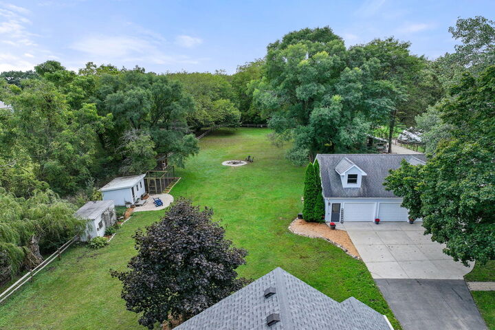 Property Photo:  9105 Gittings Rd  WI 53406 
