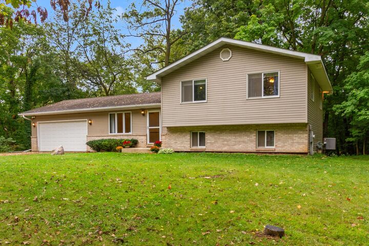 W3115 Conant St  Lake Geneva WI 53147 photo