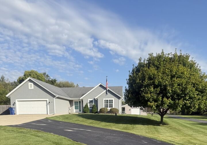 862 Decorah Rd  Trenton WI 53095 photo