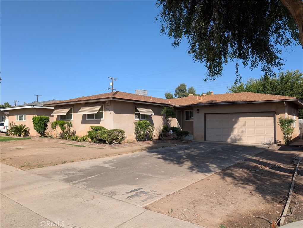 Property Photo:  2832 N Hacienda  CA 93705 
