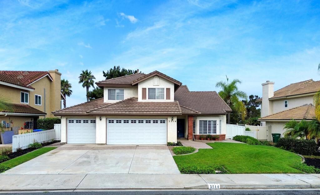 Property Photo: 3514 Sitio Baya CA 92009