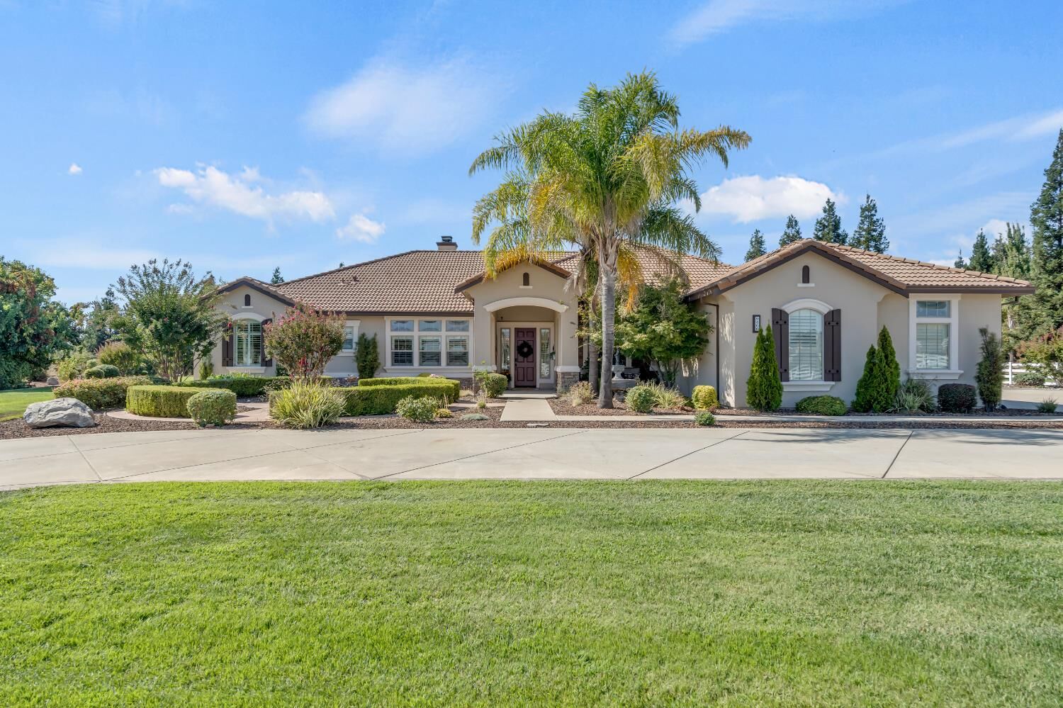 Property Photo:  9460 Crossrail Drive  CA 95693 