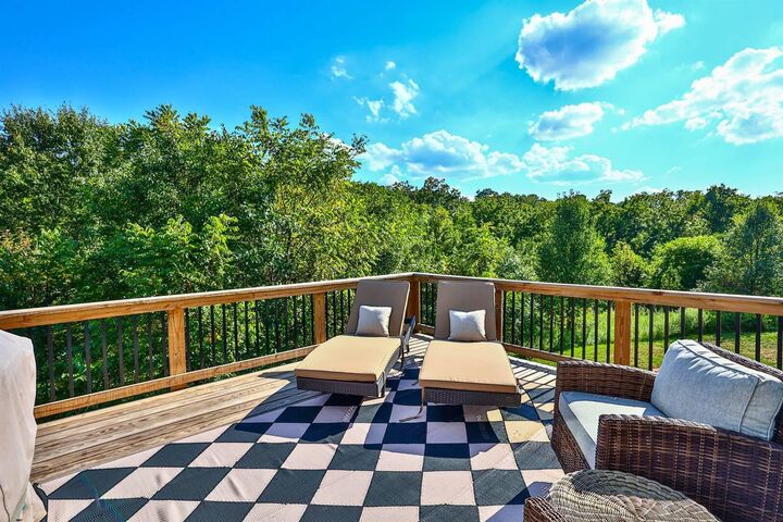Property Photo:  9947 Meadow Glen Drive  KY 41051 