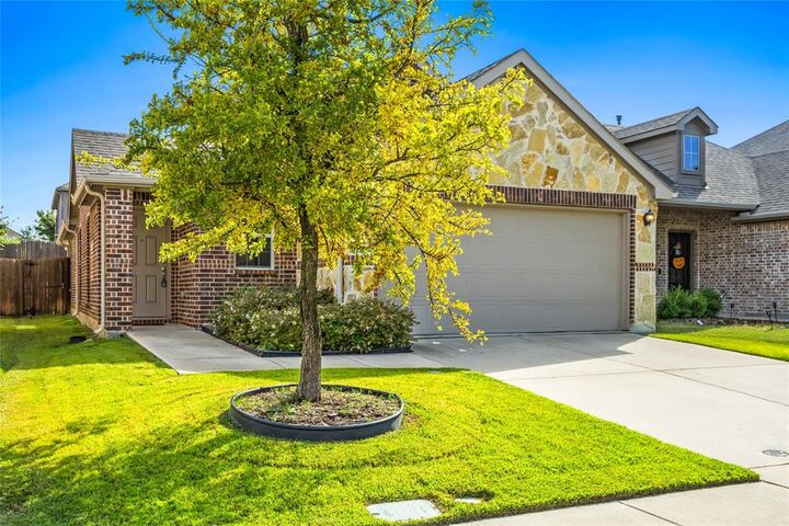 Property Photo: 9909 Timberwolf TX 75071