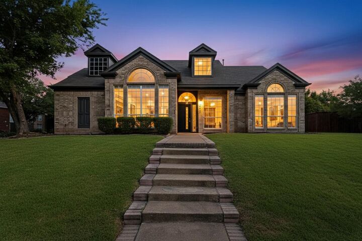 Property Photo: 2249 Cross Timber Drive TX 75181