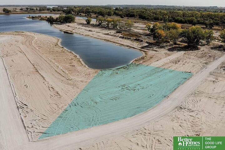 Property Photo:  2424 Juneberry Road  NE 68025 