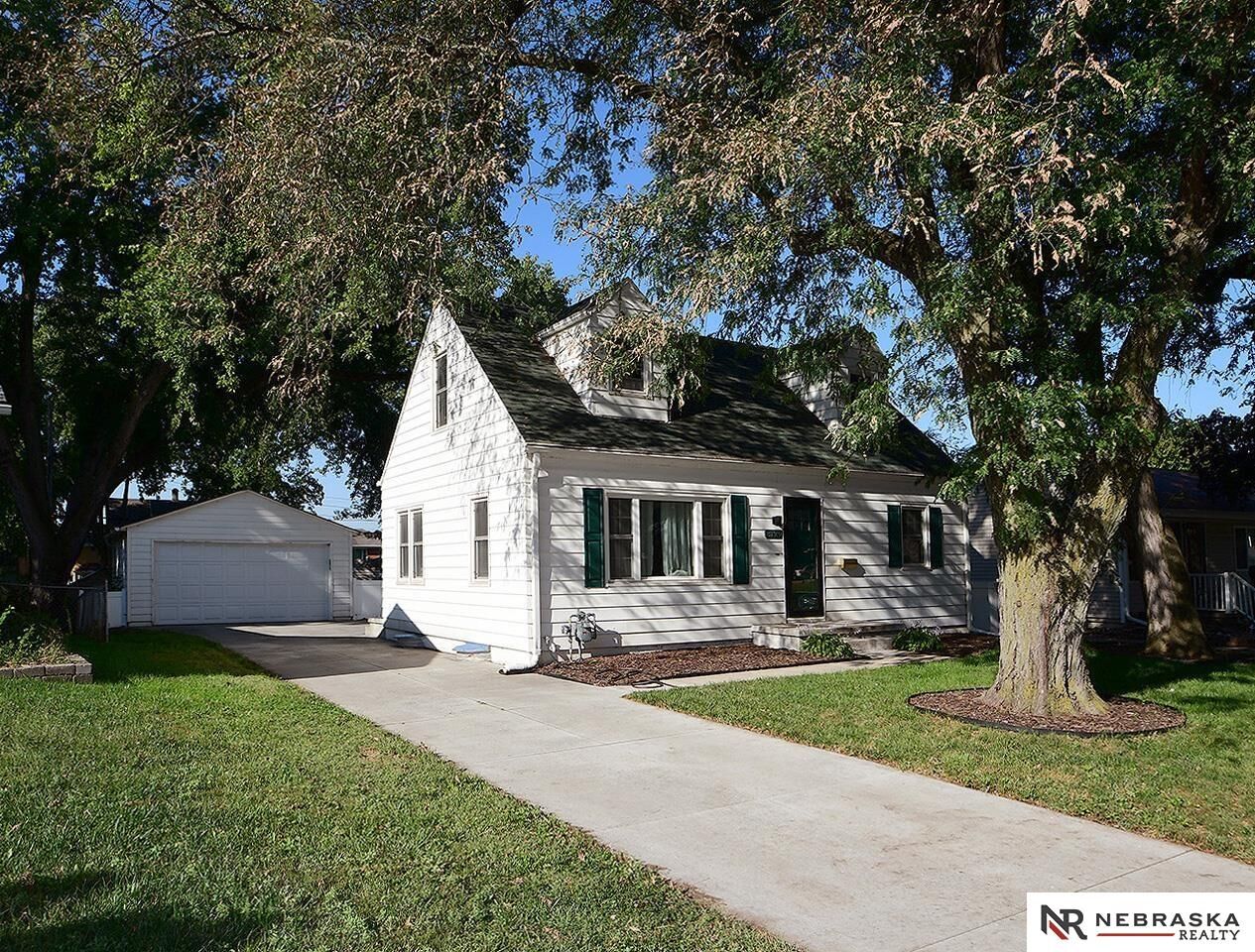Property Photo: 8129 Barbara Street NE 68124