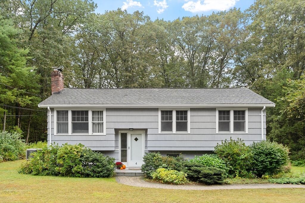 Property Photo:  4 Longmeadow Rd  MA 01824
