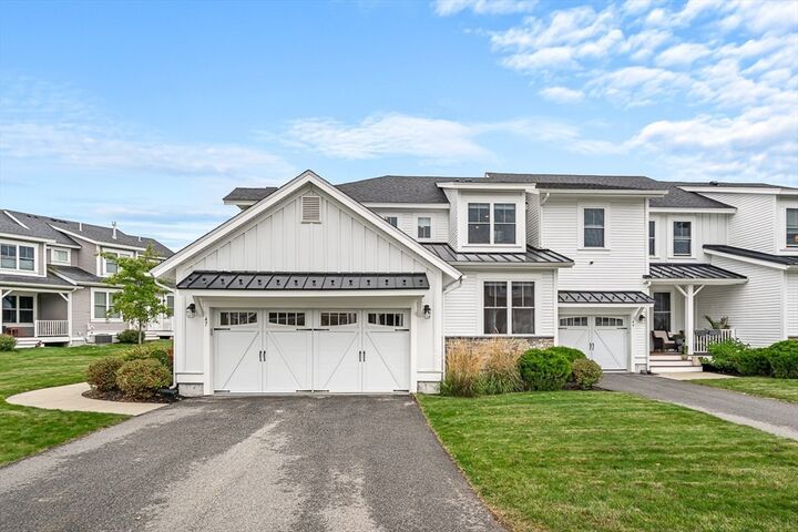 Property Photo:  299 Lexington Street 47  MA 01801 