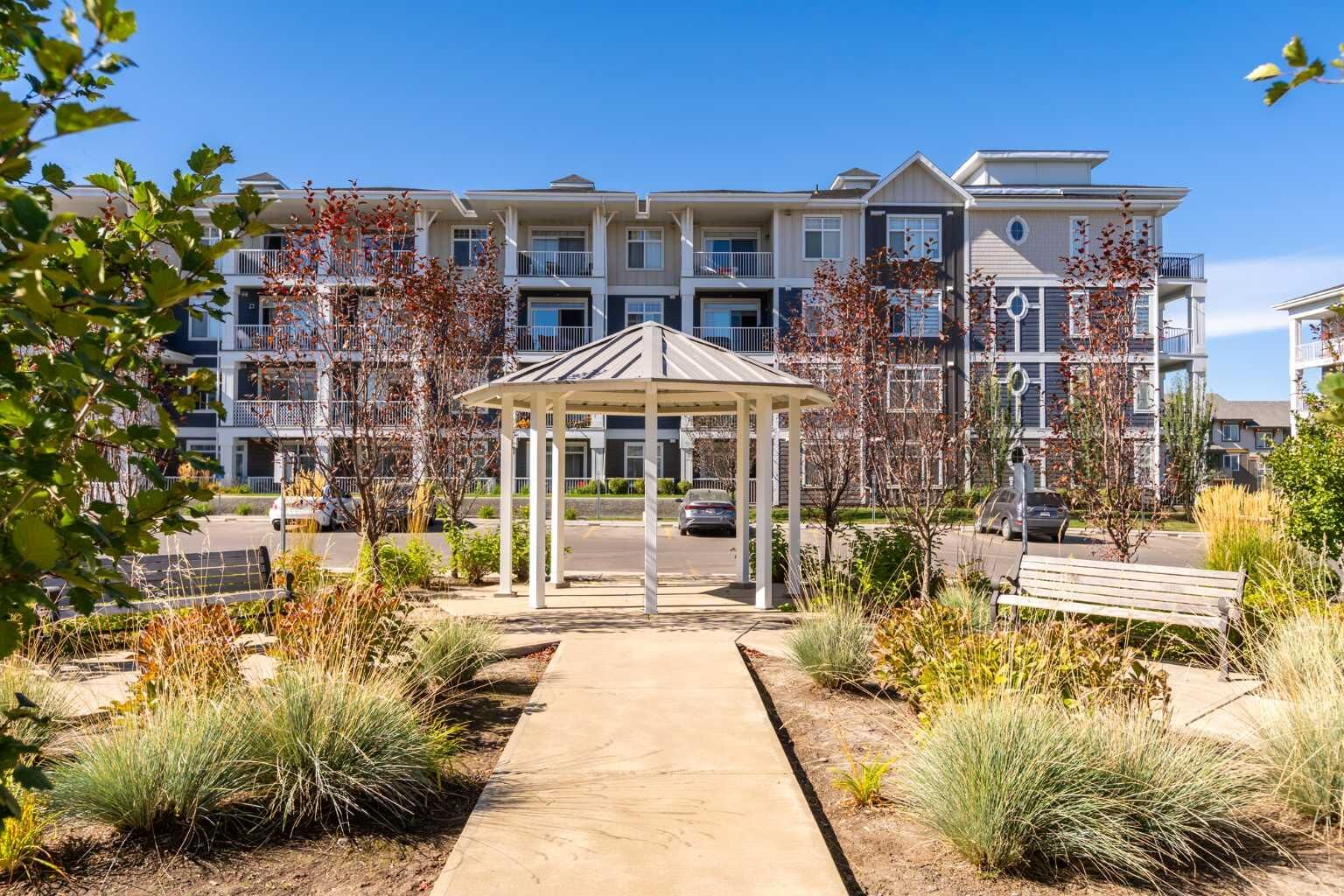 Property Photo:  400 Auburn Meadows Common SE 419  AB T3M 3K7 